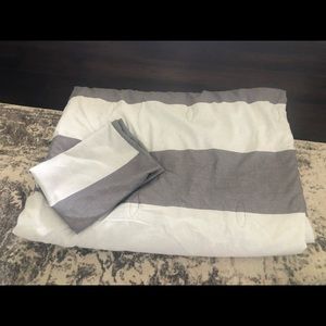 Pillowfort Twin gray rugby Stripe comforter and sham